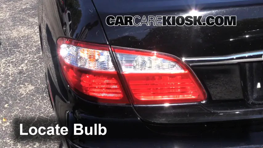 2001 Infiniti I30 T 3.0L V6 Lights